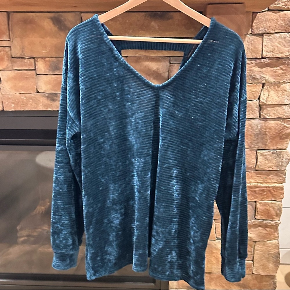 Signature Studio‎ Twist Back Top Sweater Women Large Teal Ribbed Chenille Knit